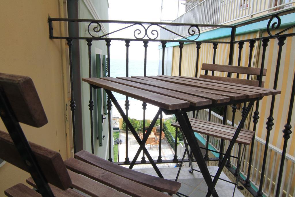 شقة ريفا ليجوري  في Residenza Marina المظهر الخارجي الصورة
